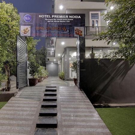 Hotel Premier Noida 135 ภายนอก รูปภาพ