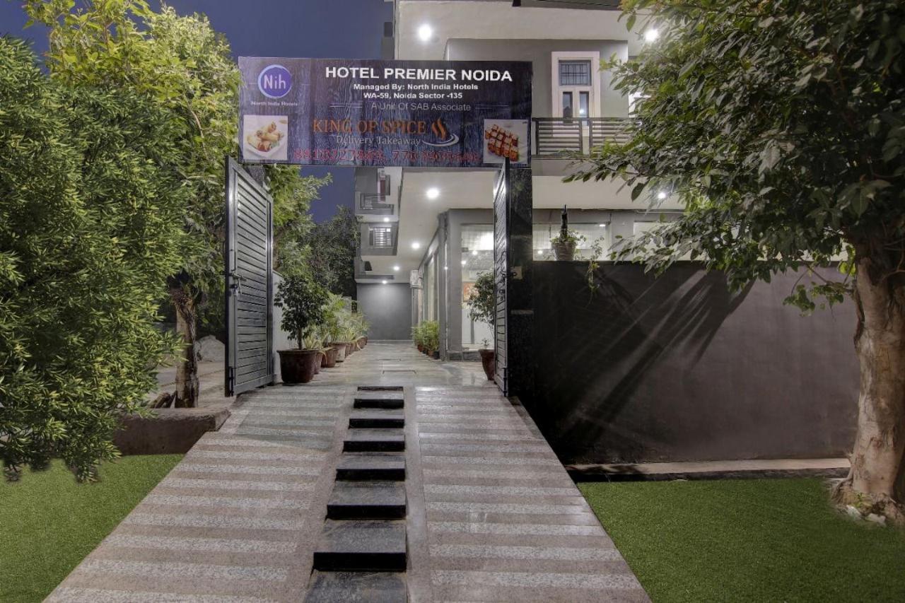 Hotel Premier Noida 135 ภายนอก รูปภาพ